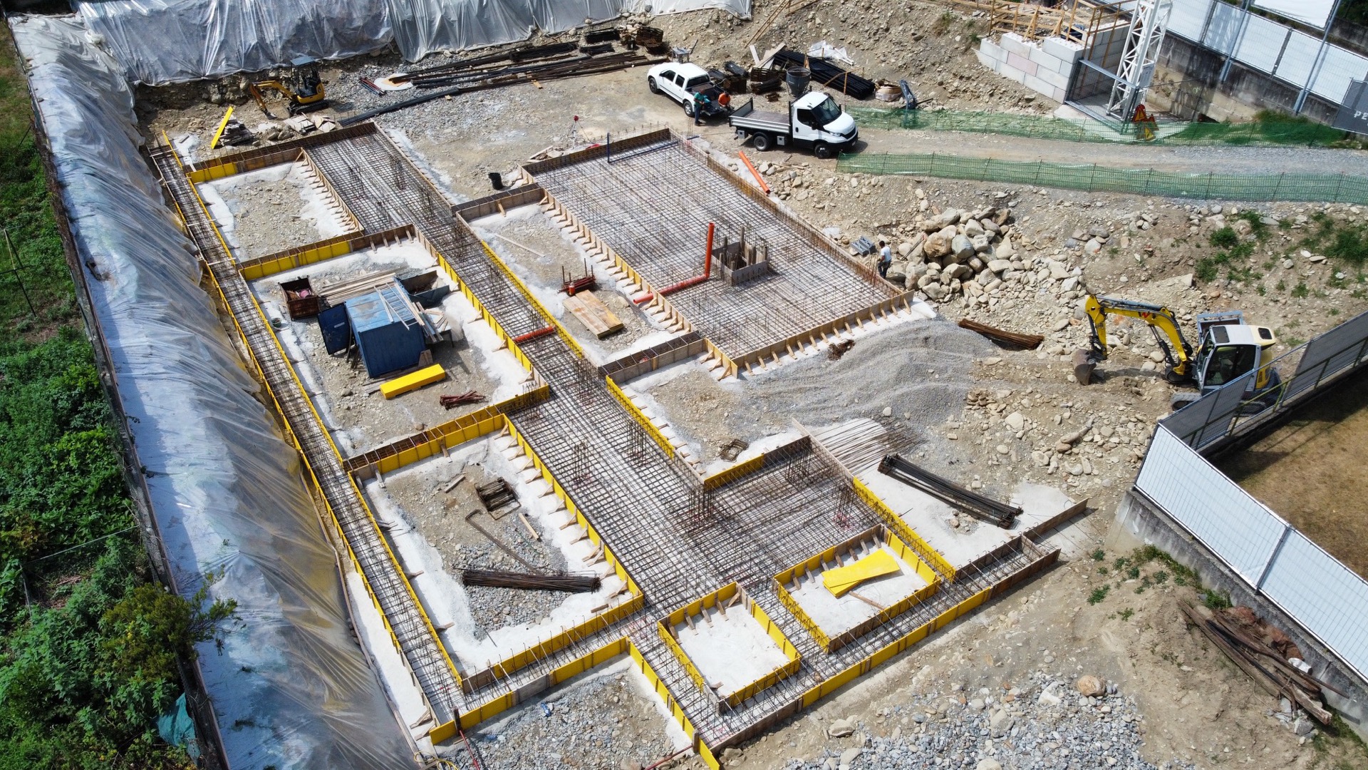 Cantiere del nuovo condominio Linfa 68 a Morbegno — piano interrato, vista aerea